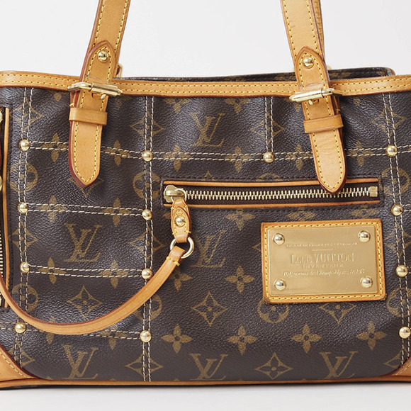 LOUIS VUITTON Brown Monogram Tote Bag - Picture 3 of 12